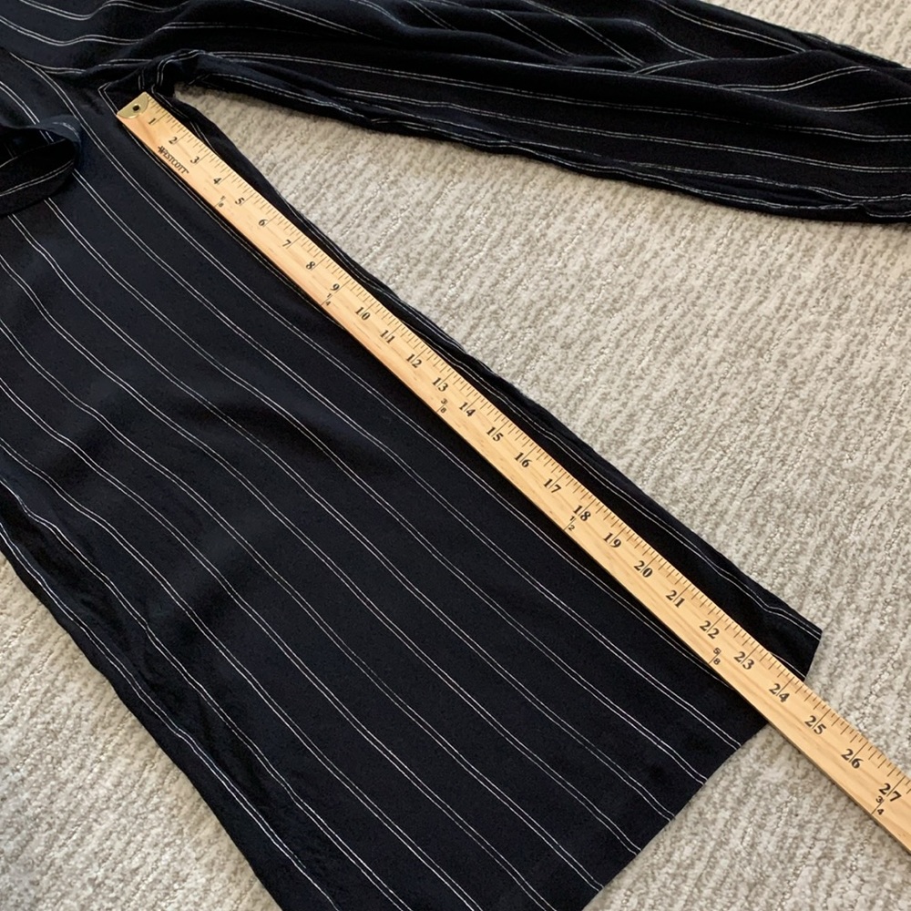 Aritzia Wilfred Black Pinstripe Wide Leg Cropped Trousers Size M Belted Pants - Picture 8 of 13